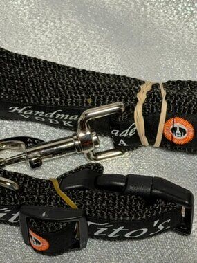 TITO'S HANDMADE VODKA BRAND 65" DOG LEASH AND COLLAR